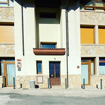 El Plantio I Y II - Apartamentos Turisticos Hoyos del Espino Exterior photo